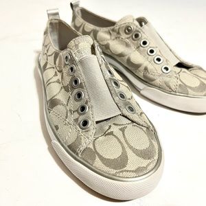 Coach shoes new without tags, size 5.5 B